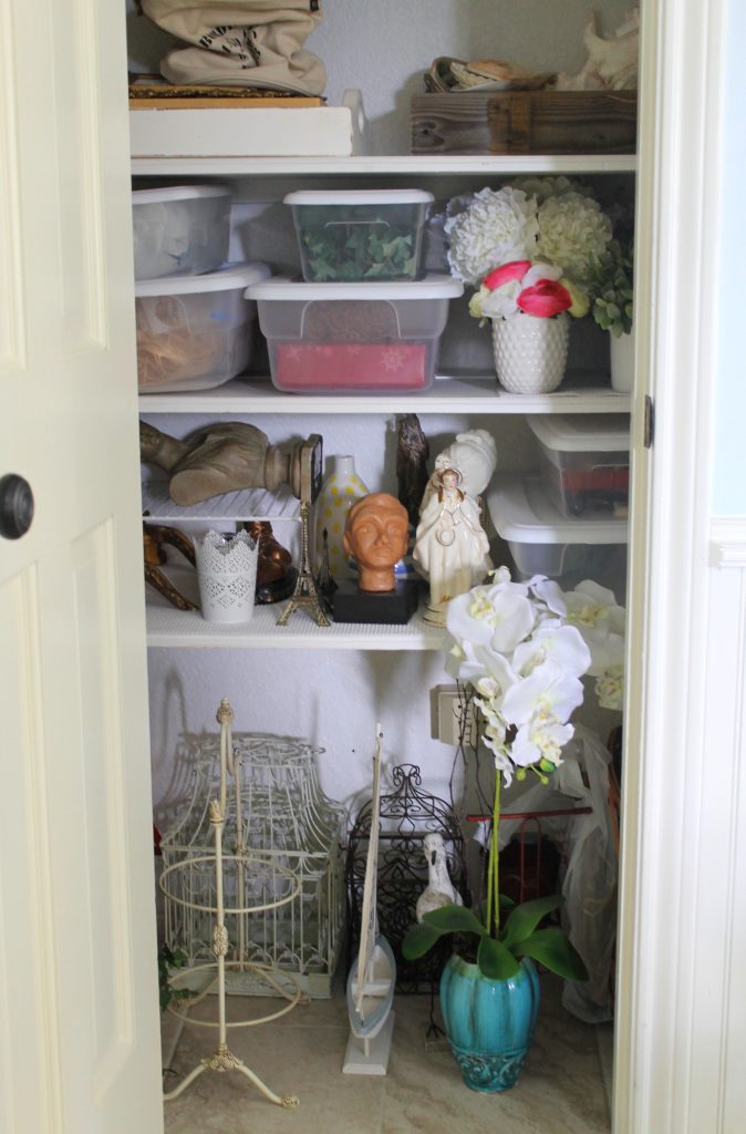 How To Organize Home Decor Accessories