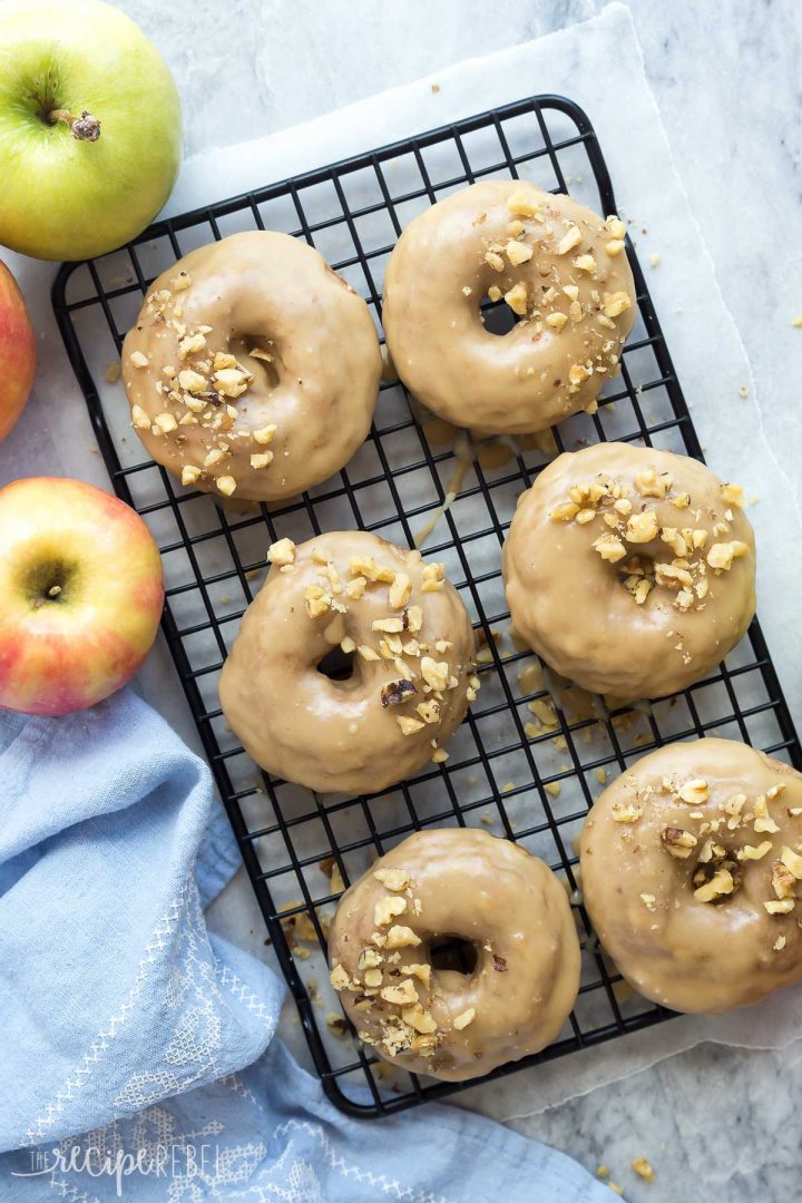 Apple Cinnamon Baked Donuts 